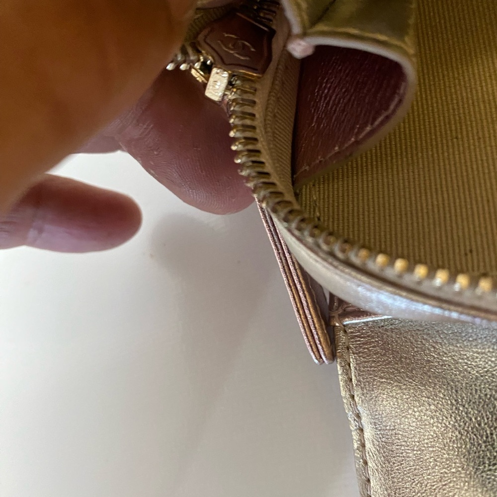 CHANEL ROSE GOLD METALLIC LAMBSKIN MINI SQUARE WITH GOLD HARDWARE Handbag - Picture 16 of 16